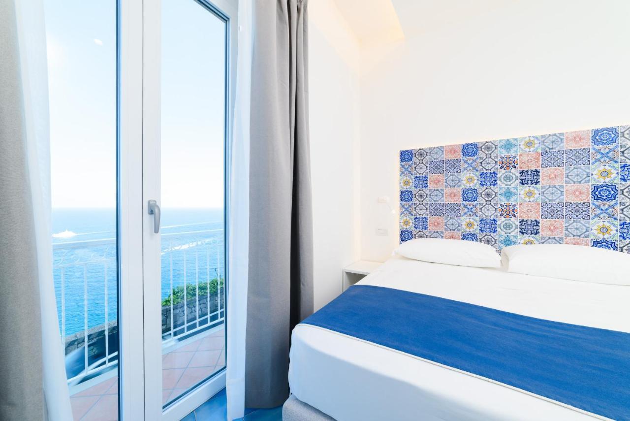 Bed and Breakfast Eden Sul Mare Amalfi Exterior foto